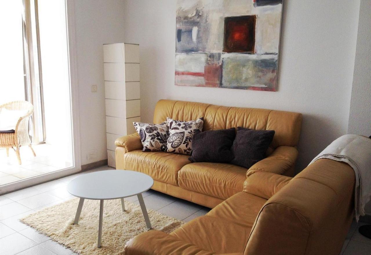 Chic Light Comfy Apartment *